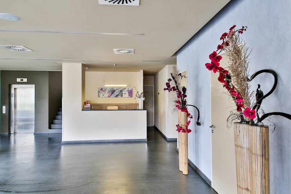 Modrá Stodola Hotel Horoměřice